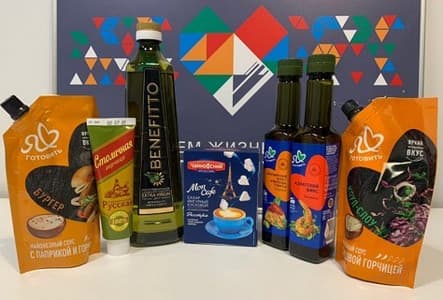 Подарочные наборы с продукцией «Русагро» Подарочные наборы с продукцией «Русагро»