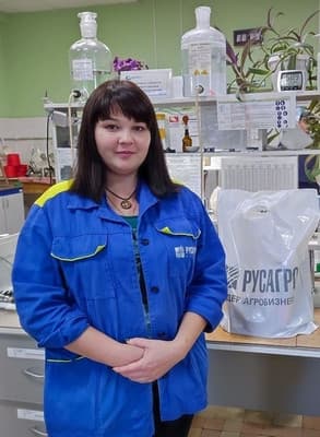 Мария Понарина, лаборант химического анализа Кшенского сахарного комбината Мария Понарина, лаборант химического анализа Кшенского сахарного комбината